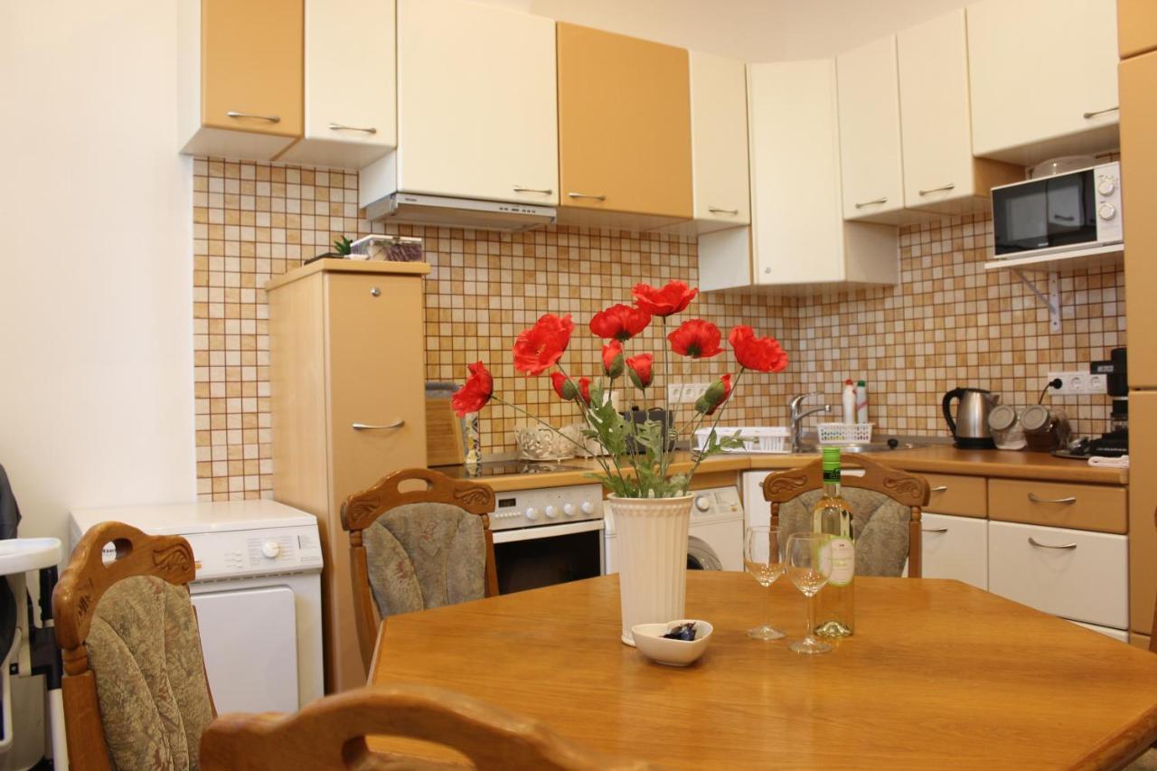 Vito Apartman Eger Exteriér fotografie