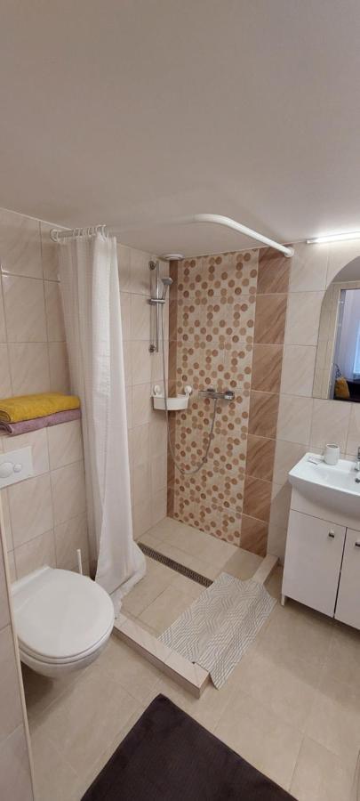 Vito Apartman Eger Exteriér fotografie